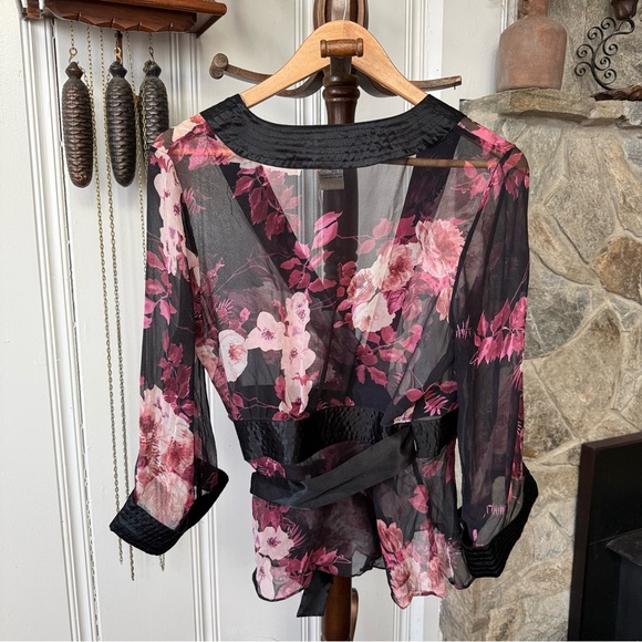 Vintage Y2K Silk Floral Sheer Black and Pink Wrap Top women’s Medium - Picture 7 of 7